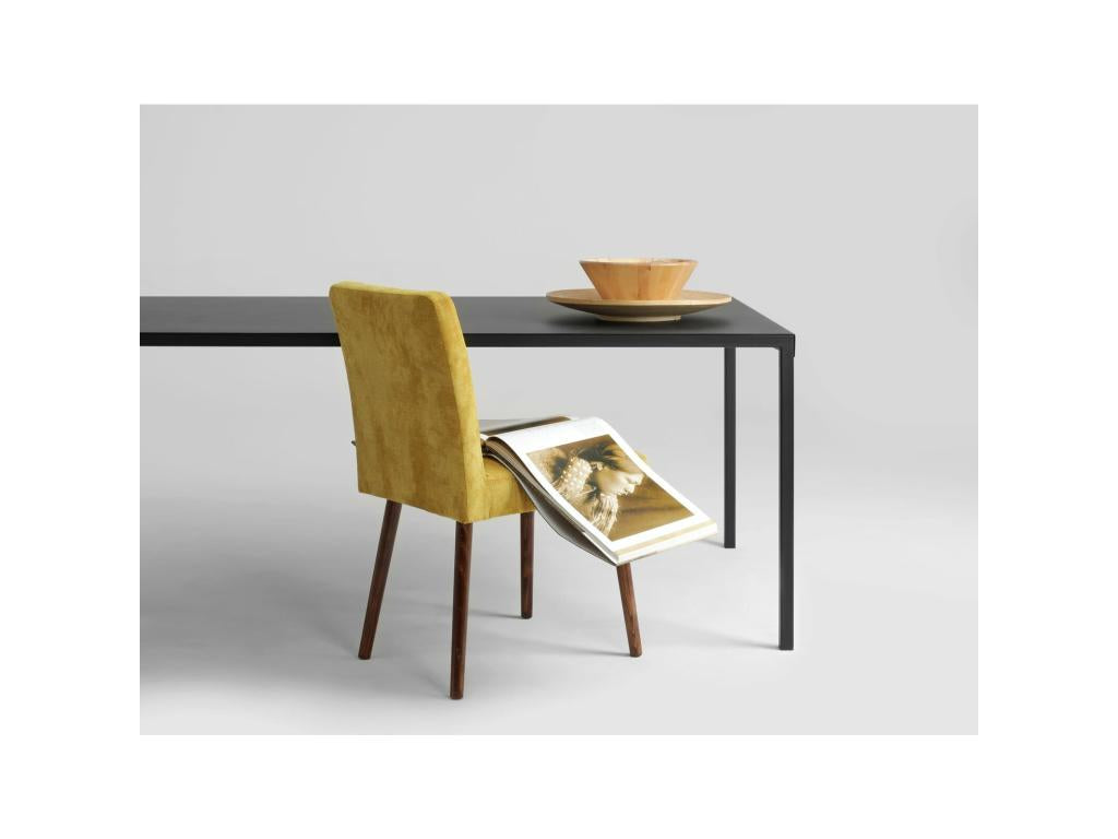 Doucezen dining table